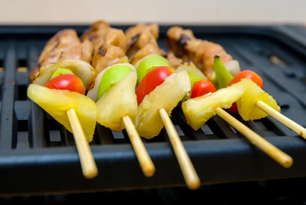 Närbild grillning grill — Stockfoto