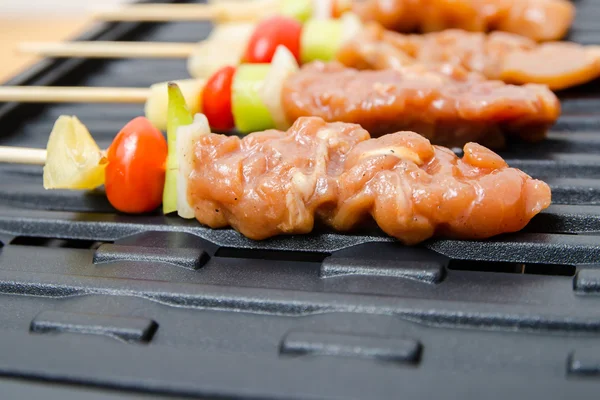 Grigliate di primo piano barbecue — Foto Stock