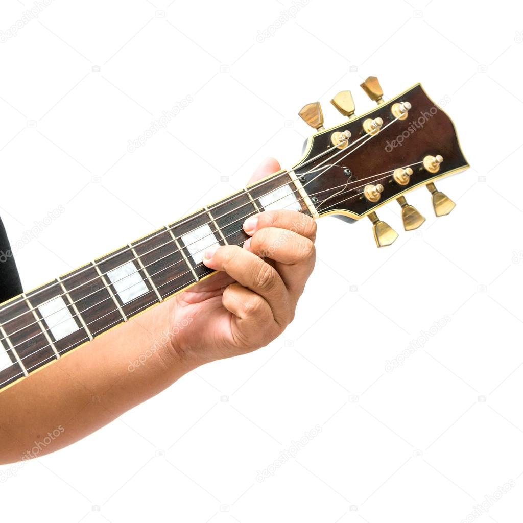The guitarist show the D Major chord