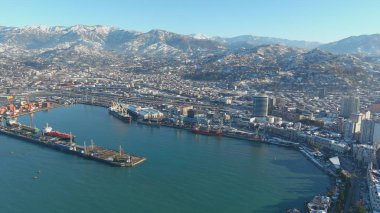 Batum, Gürcistan - 22 Ocak 2021: Şehrin havadan görünüşü