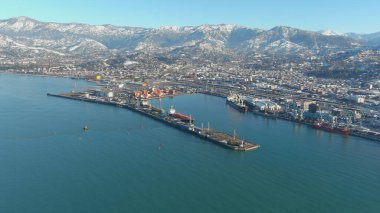 Batum, Gürcistan - 22 Ocak 2021: Şehrin havadan görünüşü