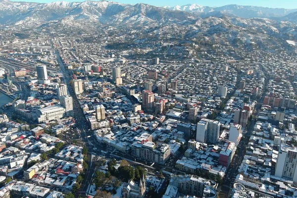 Batum, Gürcistan - 22 Ocak 2021: Şehrin havadan görünüşü