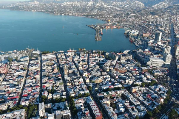Batum, Gürcistan - 22 Ocak 2021: Şehrin havadan görünüşü