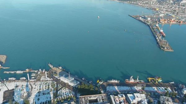 Batum, Gürcistan - 22 Ocak 2021: Şehrin havadan görünüşü