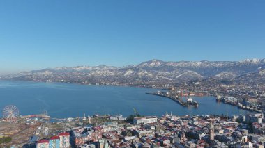 Batum, Gürcistan - 22 Ocak 2021: Şehrin havadan görünüşü