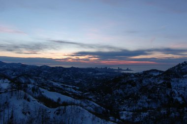 Mtirala Dağı 'ndan Batumi şehri manzarası