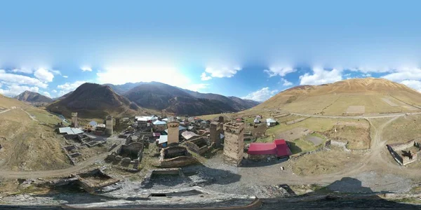 Yukarı Svaneti Ushguli Gürcistan Daki Svan Kulelerinin 360 Panoraması — Stok fotoğraf