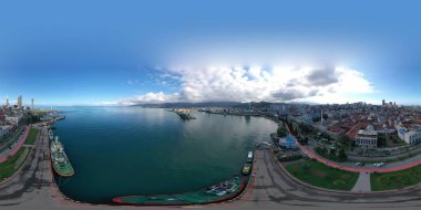 Batumi, Georgia - 21 Ekim 2021: 360 Liman Panoraması