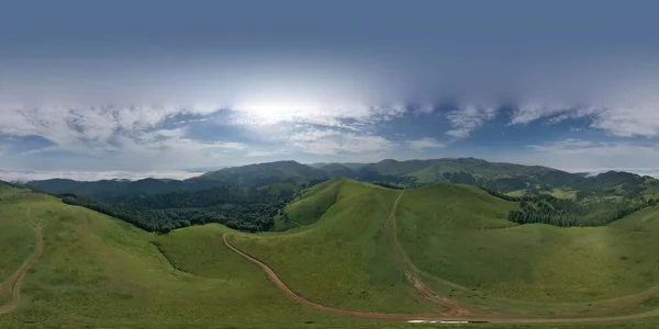 360 Schöne Berglandschaft Luftaufnahme — Stockfoto