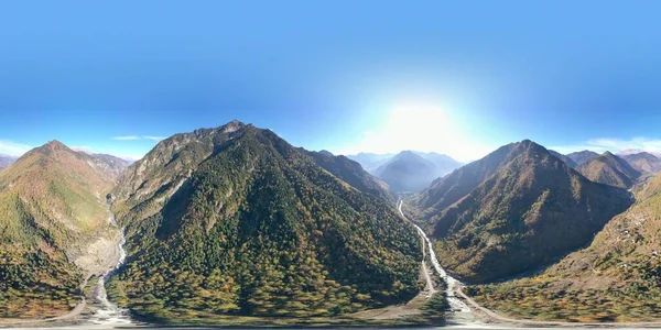 360 Desfiladeiro Panorâmico Nas Montanhas — Fotografia de Stock