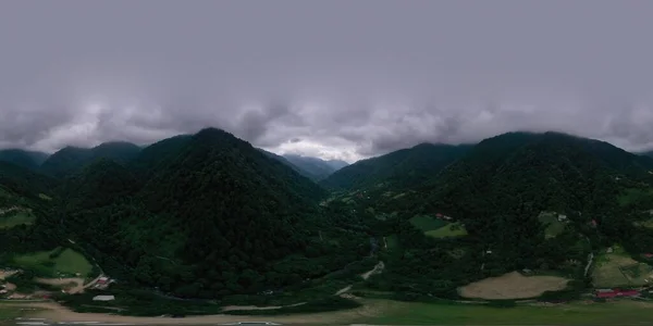360 Panorama Montanhas Tempo Nublado — Fotografia de Stock