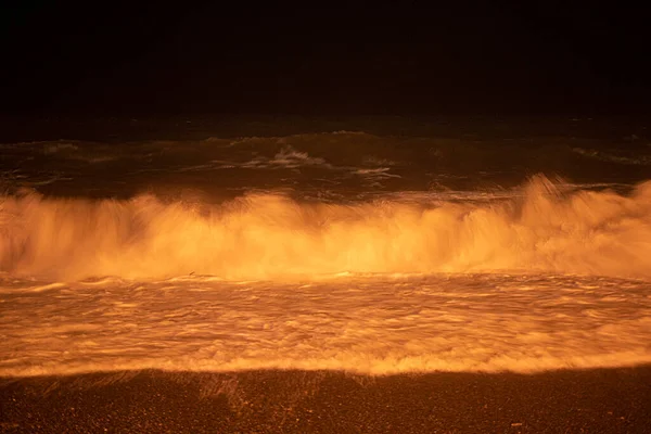 Tormenta Mar Por Noche Larga Exposición —  Fotos de Stock