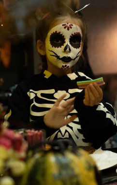 Batumi, Gürcistan - 31 Ekim 2021: Çocuk Merkezi Cadılar Bayramı