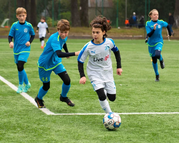 Batumi, Gürcistan - 18 Kasım 2021: Futbol turnuvası Batumi Kupası-2021 2010 yılında doğan çocuklar arasında