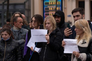 Batumi, Gürcistan - 5 Aralık 2021: yeşil pasaportlara karşı protesto