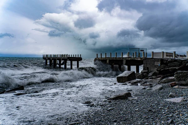 Tempestade Severa Mar Cais Destruído — Fotografia de Stock