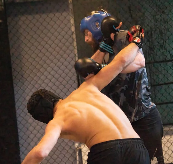 ジョージア州バトゥミ2022年1月25日 選手たちがリングで戦う — ストック写真