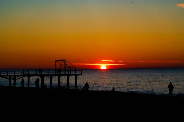 ジョージア州アダーラのバトゥミの黒海の夕日 — ストック写真