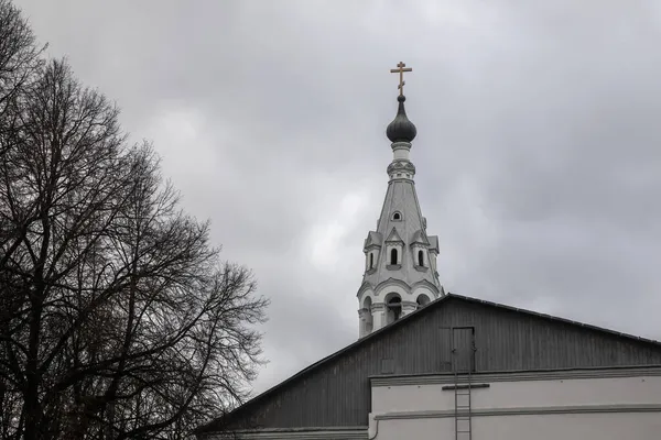 Old Church Bell Tower Background Cloudy Sky White Walls Bell — Stock Photo, Image