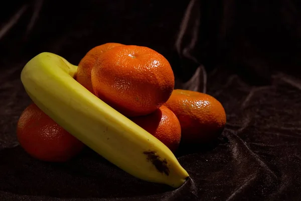 Tangerines Sur Table Nature Morte — Photo