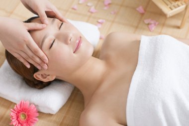mulher adora massagem