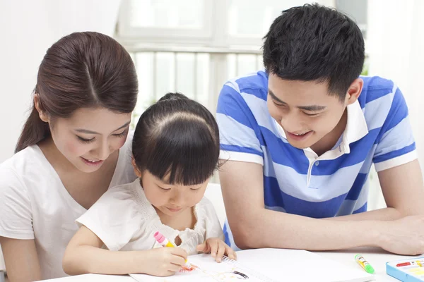 Family writing graffiti — Stock Photo, Image