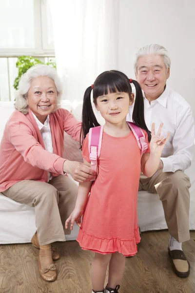 Couple with granddaughter — Stock Photo, Image