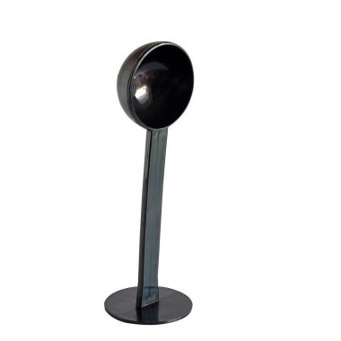 Siyah kaşık plastik kahve veya beyaz üzerine izole edilmiş çay.