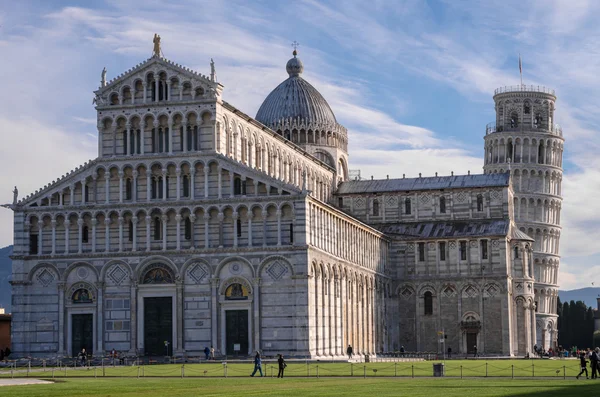 Piazza dei miracoli σε Πίζα — Φωτογραφία Αρχείου