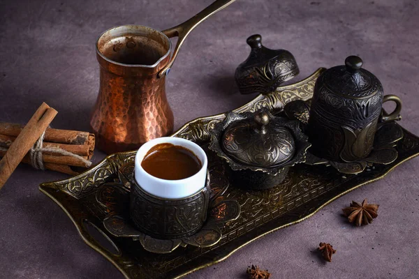 トルコのコーヒーとシナモン 高品質の写真 — ストック写真