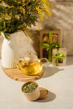 Çaydanlıkta yeşil çay. Yüksek kalite fotoğraf