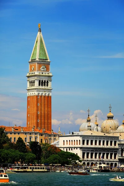 Venice with tower and chanal — Stock Photo, Image