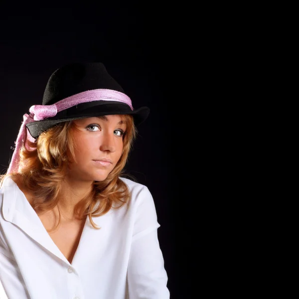Chica en sombrero —  Fotos de Stock