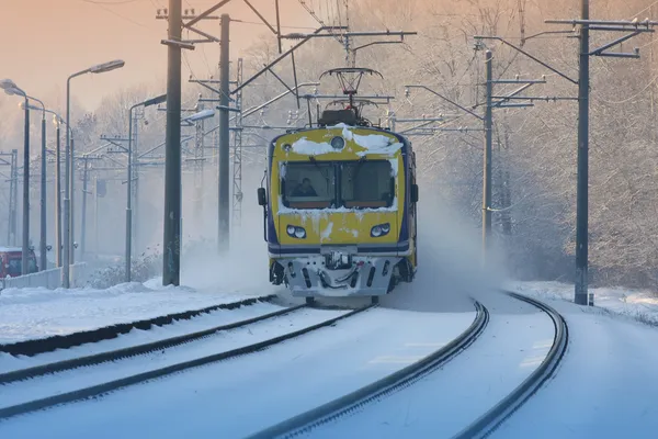 Treno suburbano — Foto Stock