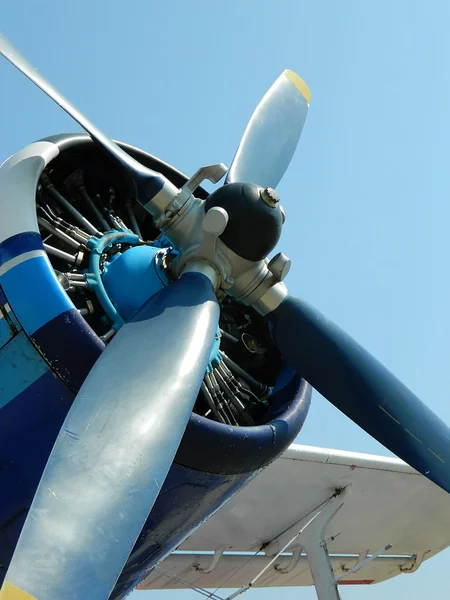 Der blaue Propeller — Stockfoto