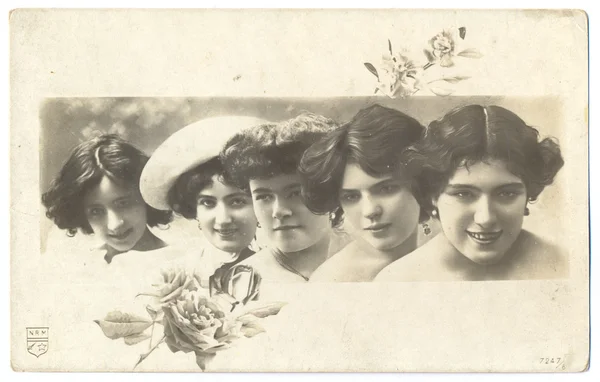 Une carte postale antique — Photo