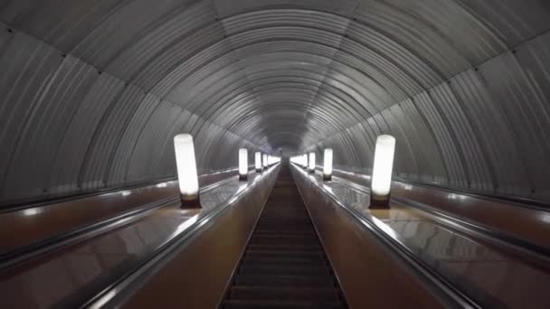 Descending Empty Escalator Stairs Leading Underground Subway Station — Stock Video