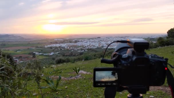 Kamera Gör Timelapse Till Landskapet Vit Stad Sevilla Vid Solnedgången — Stockvideo