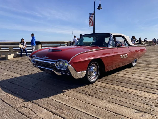캘리포니아주 클래식 피스모 Classic Car Show Pismo Beach 승용차를 주차하여 — 스톡 사진