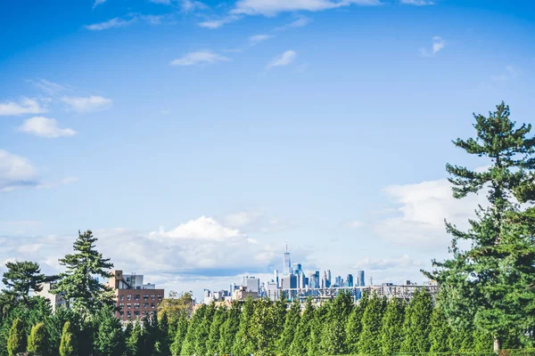 View Manhattan Skyline Seen Greenwood Cemetery Brooklyn Vintage Style — Stock Photo, Image