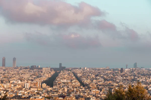 Повітряний Вид Барселони Місто Сонячний День Віддалені Будинки Вулиці — стокове фото