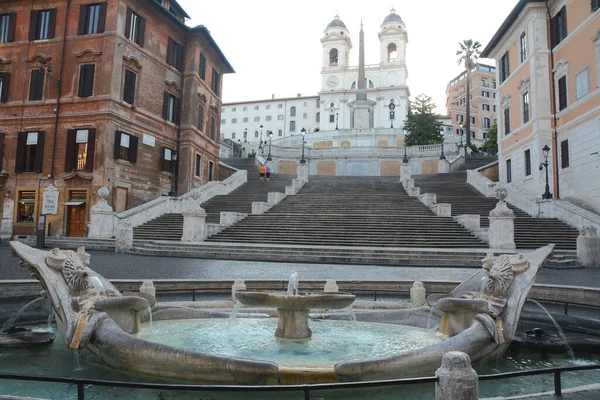 Fontana Della Barcaccia Est Une Fontaine Rome Située Sur Piazza — Photo