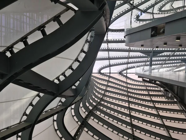 Der Nuvola Von Fuksas Besteht Aus Stahl Der Mit Einer Stockfoto