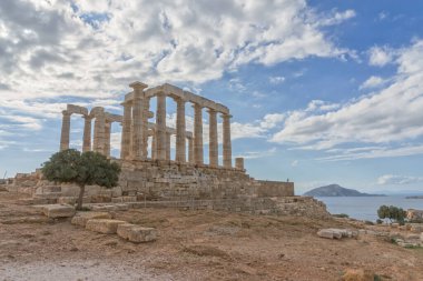 Poseidon, Sounion, Yunanistan Tapınağı 'nın yan görüntüsü