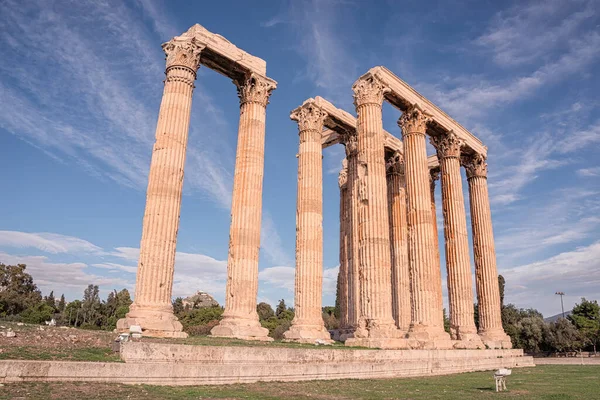Vista Lateral Del Templo Zeus Atenas Grecia —  Fotos de Stock
