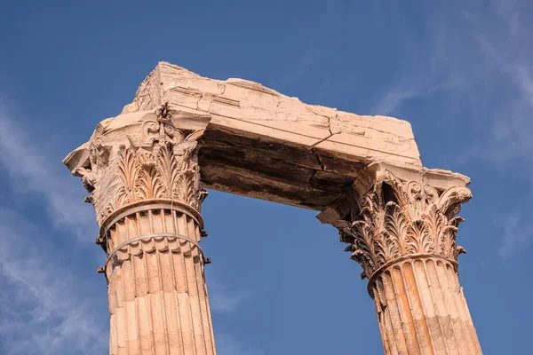 Veduta Dettagliata Delle Cime Delle Colonne Tempio Zeus Atene Grecia — Foto Stock