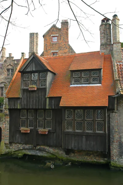 Alte Häuser von Brügge — Stockfoto