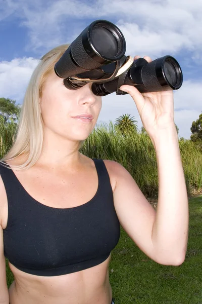 Frauensuche — Stockfoto