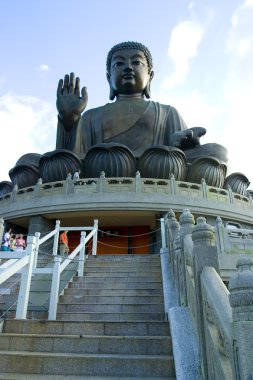 Tian Buda lantau tan