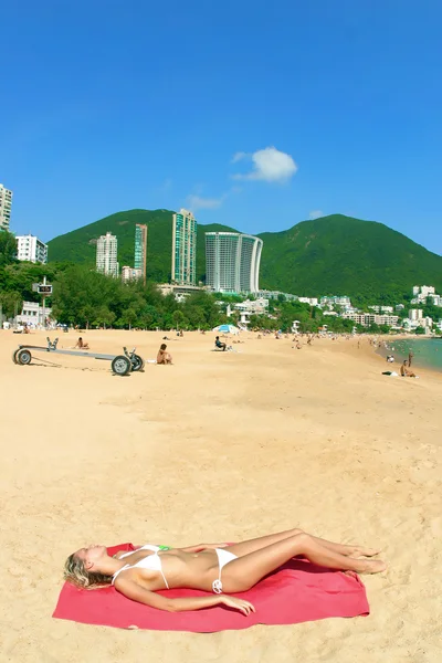 Woman in Repulse Bay, Hong Kong — Stock Photo, Image